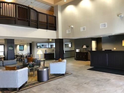 Wingate By Wyndham Pueblo Hotel Екстериор снимка